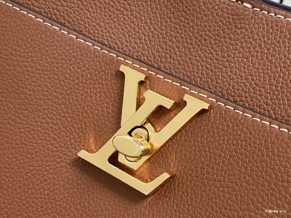 12CM x x VUITTON 20.5 LOUIS 20 - Walk and Lock 0817